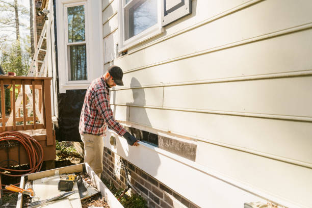 Trusted Emergency Siding Repair service in Naugatuck, CT - Creative Siding